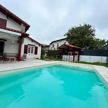 Apartment Kokomo 18 Beautiful With Pool Parking St Jean De Luz Saint-Jean-de-Luz